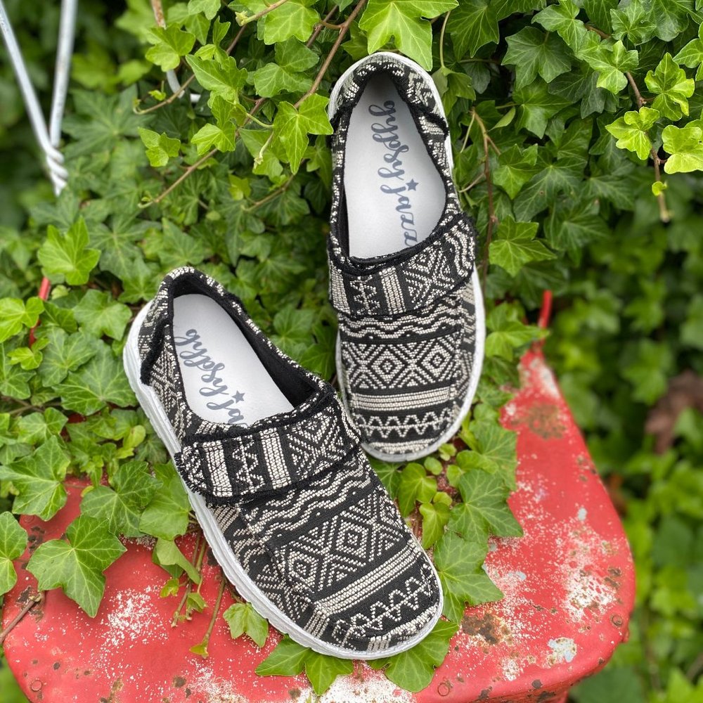 Gypsy Jazz Black Melody Slip On Sneaker